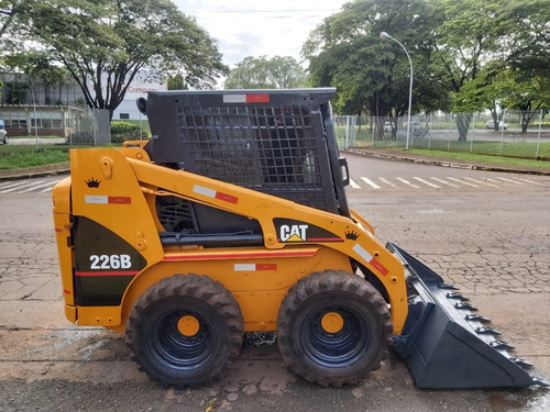 Imagem 4 de 4 de Minicarregadeira Cat 226b 2011 C/ Ar