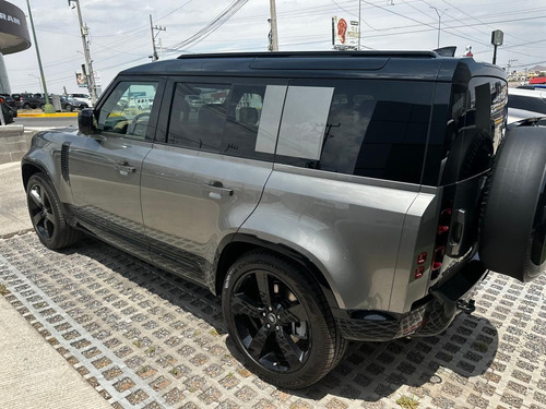 Land Rover Defender 110 3.0 Mhev X-Dynamic S Awd