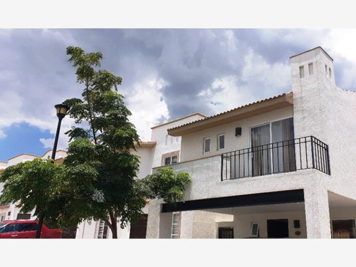 Imagen 1 de 12 de Casa Sola En Renta Residencial El Refugio