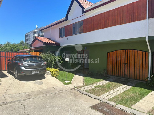 Casa En Condominio Seguro De 4d-2b En Quilpué