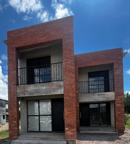 Oportunidad! Duplex A Estrenar En La Cumbre Financiado