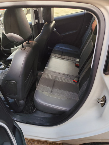 Peugeot 208 1.6 Feline Tiptronic