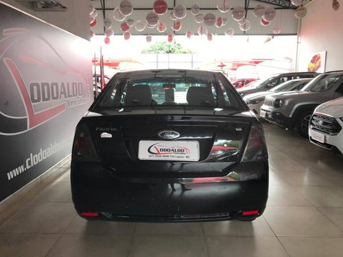 Ford Fiesta 1.6 Rocam Se Sedan 8v Flex 4p Manual
