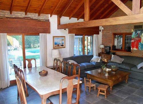 Excelente Casa En Alquiler.