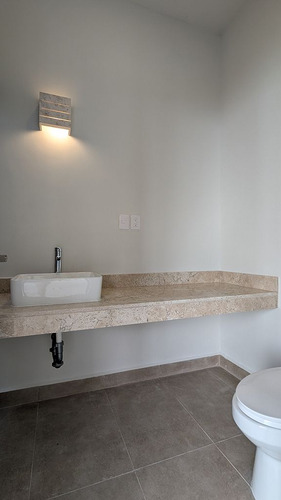 Casa En Venta En Exclusivo Desarrollo De Cholul, Merida.