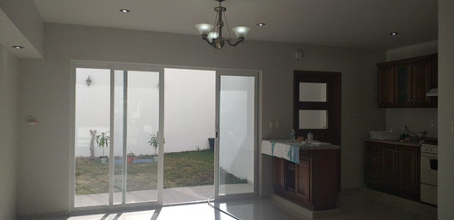 Casa En Venta En Horizontes Ii, S.l.p