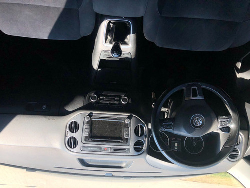Imagen 6 de 6 de Volkswagen Tiguan 2.0 Sport & Style 2012