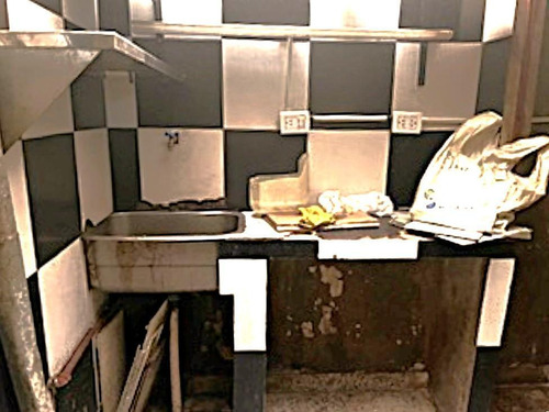 Local En Venta - 1 Baño - 41mts2 - Monserrat