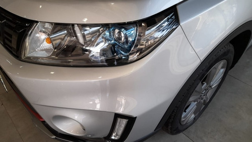 Imagem 4 de 10 de Suzuki Vitara 4sport1.4