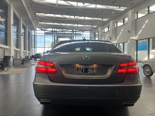 Mercedes Benz E550 Elegance Automatico L/09 - 2011