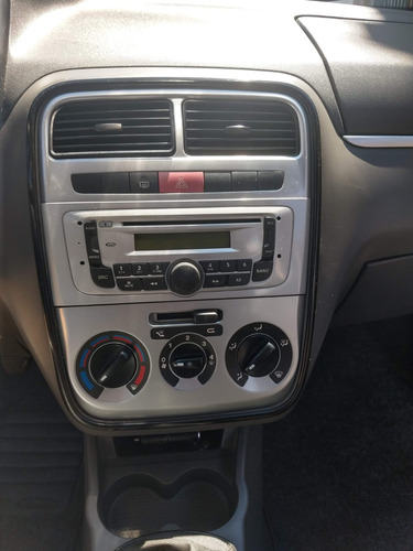 Fiat Punto 1.4 Attractive Flex 5p