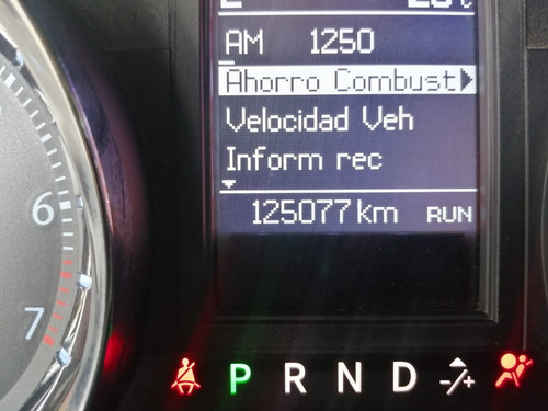 Imagen 13 de 15 de Chrysler Town & Country Limited 2012