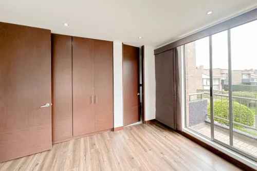 Casa En Venta En Cota. Cod V6950