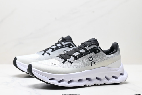 On Running Cloudtilt Zapatillas Blancas Y Negras