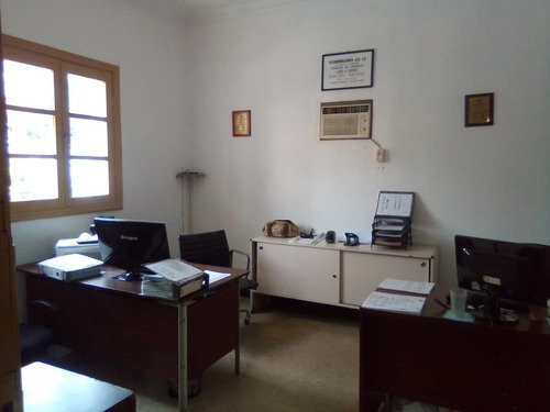 Imagen 3 de 10 de Se Vende Quinta En Los Chaguaramos