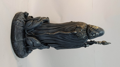 Deusa Hecate Estatua Em Resina 29 Cm