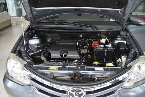 Toyota Etios Xls 4 Ptas Mt - Nafta - 2015