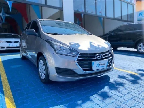 Imagem 4 de 8 de Hb20 1.0 Comfort 12v Flex 4p Manual