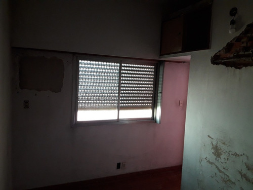 Imagen 23 de 26 de Locales Con Vivienda - Venta