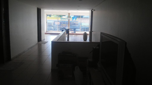 Imagem 8 de 22 de Prédio Comercial Para Venda Ou Locação Em Rua Movimentada No Espinheiro, Com Dois Andares Composto: Térreo E Andar Superior. - Pr0002