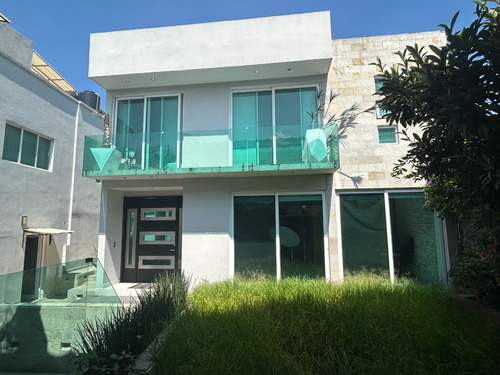 Tizapán San Ángel, Casa En Venta Sobre Avenida Principal