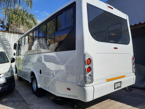 Microbus Ram 4000 Modelo 2024 27 Pasajeros