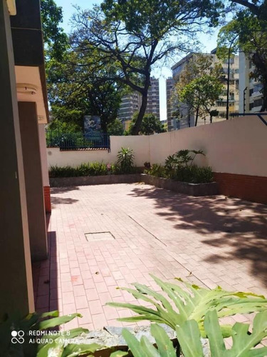 Imagen 13 de 14 de Ramiro E. Ruiz Vende Apto En El Paraíso Mls #20-11363
