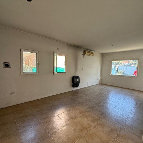 Casa De Tres Ambientes En Venta En El Rocío, Pilar - Dueño Directo - No Inmobiliarias