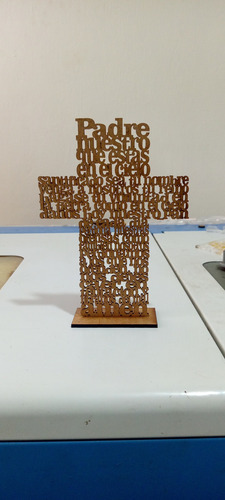 Imagen 2 de 2 de Cruz Padre Nuestro. Recuerdo De 15 Cm Mdf 3mm Laser