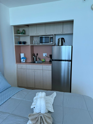 Castle Beach Resort, Collins Ave