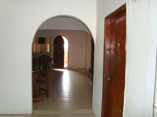 Imagen 6 de 10 de Mariaestela Boada Vende Amplia Casa Tigre Mls#20-9998