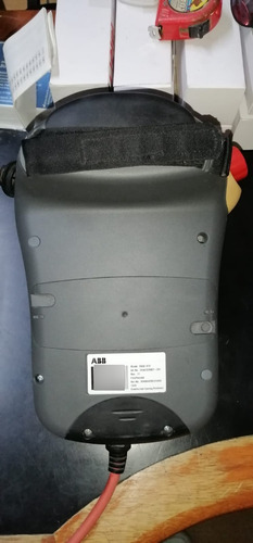 Flex Pendant Abb Dsqc 679 3hac028357-001 (Usado)