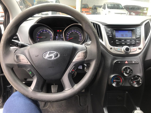 Imagem 10 de 14 de Hyundai Hb20s 1.6 Comfort Plus (flex)