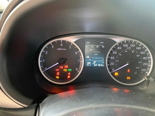 Imagen 10 de 15 de Nissan Kicks 2017 1.6 Exclusive At Cvt
