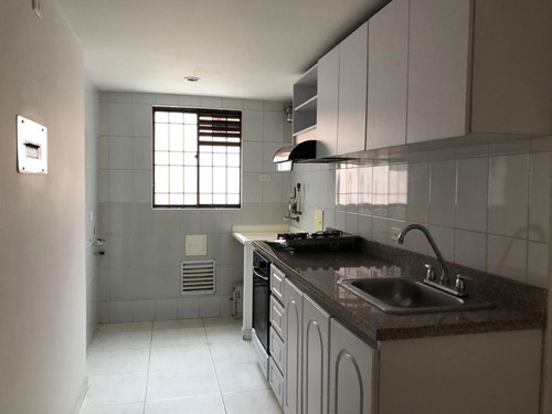 Imagen 9 de 13 de Apartamento En Arriendo En Bogotá Colina Norte. Cod 13050