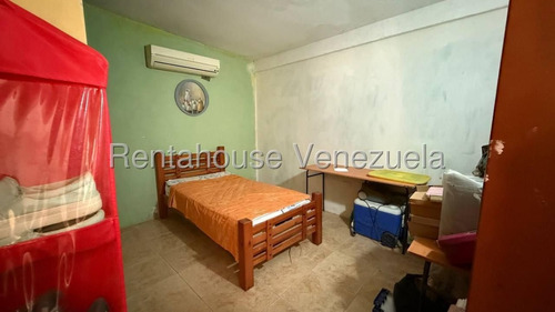 Venta Acogedora Casa Ubicada En Conjunto Cerrado,urb La Montanita Gabriela C