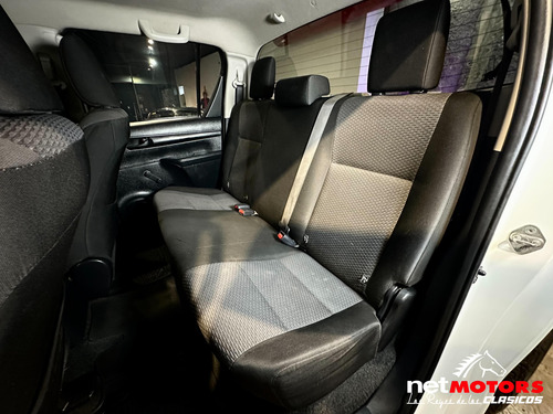 Toyota Hilux 2.8 Tdi Cabina Doble Mt