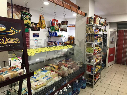 Imagen 3 de 11 de Local Comercial En Venta En La Plata