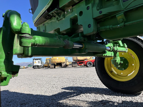 John Deere 5050e