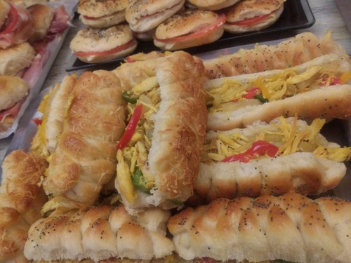 Lunch Para 50 Personas Pizzetas, Tacos Salsas Y Guarniciones
