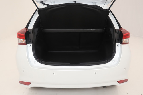 Imagen 16 de 25 de Toyota Yaris 1.5 Xls Pack Cvt 5p 2022 0km