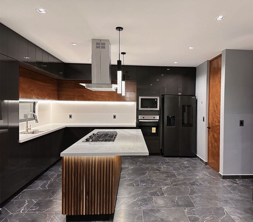 El Lujo Que Merces- Encinos Residencial- San Juan Del Río