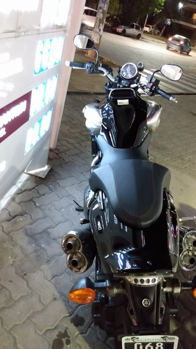 Imagen 2 de 8 de Yamaha V Max 1700 (permutaría)