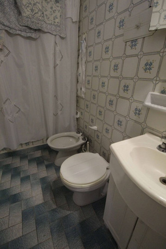Imagen 10 de 12 de Departamento 2 Ambientes Con Cochera Escucha Oferta