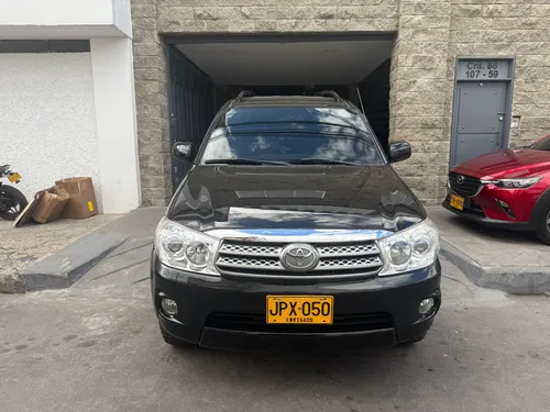 Toyota Fortuner 4.0 Sr5