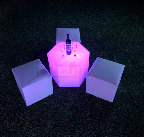 Alquiler De Living, Puff, Mesas, Leds, Envío Sin Cargo*