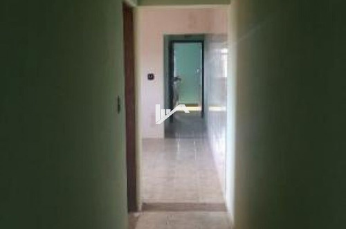 Imagem 2 de 11 de Excelente Casa Lado Praia Localizada No Bairro Suarão.
