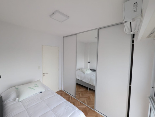 Impecable! 3 Dorm, 2 Baños, Cochera Y Baulera Con Muebles Y 100% Equipado!