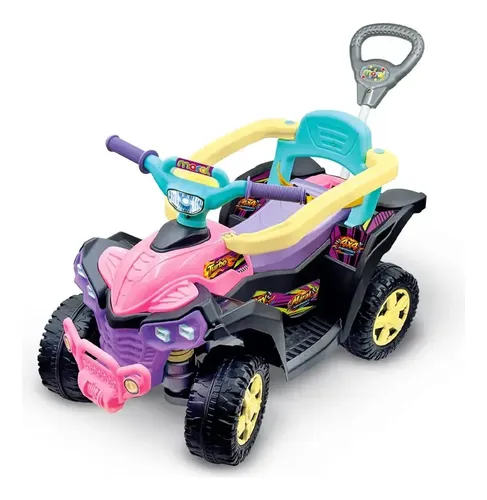 Andador infantil rosa em formato de quadriciclo Maral