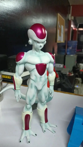 Figura Dragon Ball Z Freezer Freeza En Pose 25cm